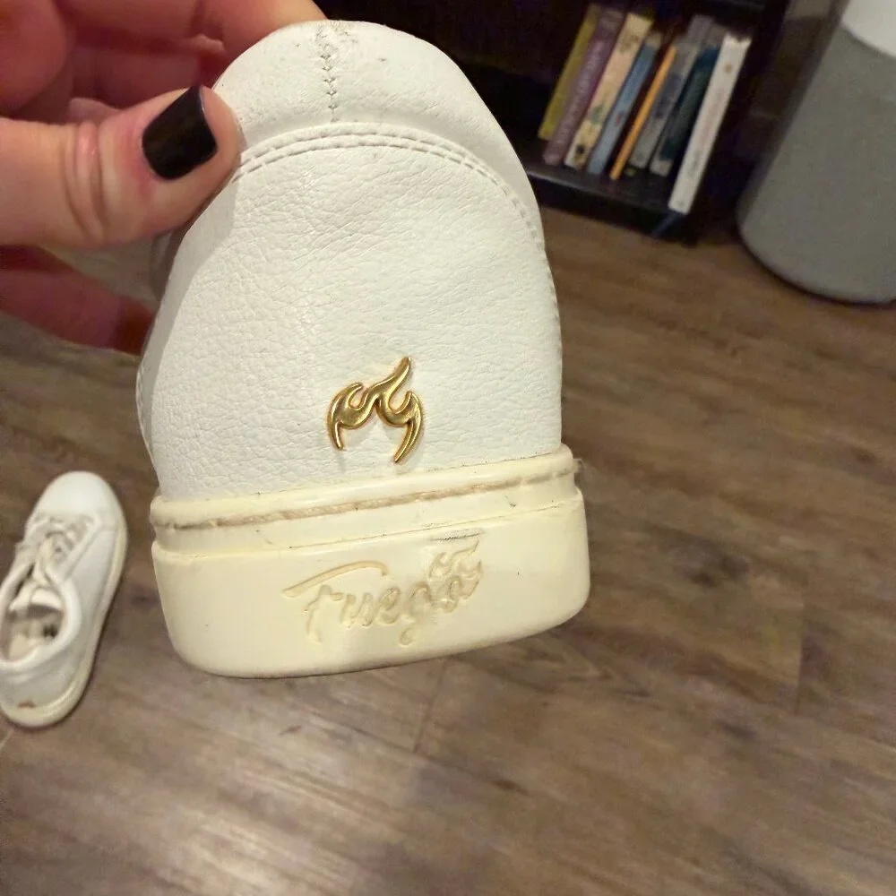 Fuego Dance Shoes (Size 8.5) - Picture 1 of 3